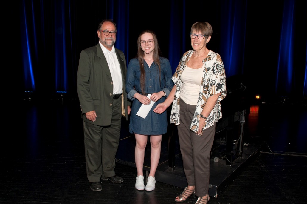 Photo Bourses aux élèves 17-18_Rosalie Lavallée prestation piano 02